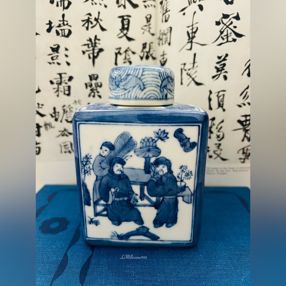 Vintage Chinese Blue and White Porcelain Square Tea Caddy